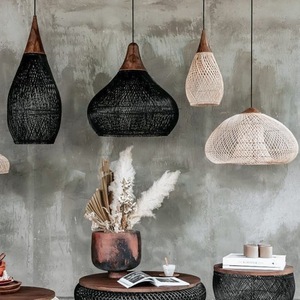 Lámpara colgante de ratán Yumesho Lighting, candelabro de madera de teca tejido a mano para casas de huéspedes, dormitorios y salas de estar - Product Image 3