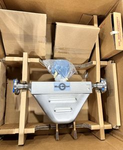 เครื่องวัดการไหลของมวลแบบคอริโอลิสคุณภาพสูง รุ่น CNG050 สำหรับก๊าซธรรมชาติอัด - Product Image 3