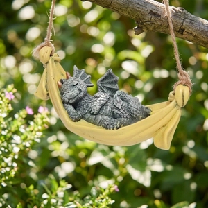 Estatua Colgante <span class=keywords><strong>de</strong></span> Resina <span class=keywords><strong>de</strong></span> Dragón Bebé Durmiendo en una Hamaca, Figura Creativa para Jardín, Decoración para Patio Exterior, Adorno para el Hogar - Product Image 2