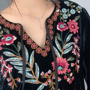 Blusas y Camisas de Mujer de Nuevo Diseño, Blusa Casual de Manga Larga con Bordado para Verano - Product Image 6