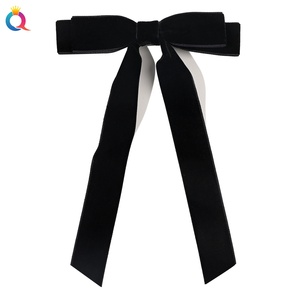 Jepit Rambut Model Duckbill Gaya Eropa-Amerika Mewah Musim Dingin dengan Pita Berumbai dan Hiasan Logam 30*15cm untuk Pesta - Product Image 3