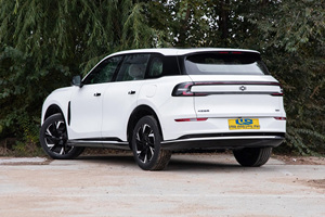 Venta al por mayor Changan Qiyuan Q07 <span class=keywords><strong>Coche</strong></span> Eléctrico SUV de Nueva Energía Gran Autonomía 1345km <span class=keywords><strong>Precio</strong></span> Económico para Distribuidores Envío Rápido - Product Image 5
