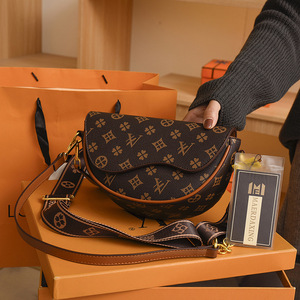 Borsa a tracolla testurizzata da donna, nuova, stampata, casual, in poliestere, con <span class=keywords><strong>catalogo</strong></span> per borse firmate - Product Image 2