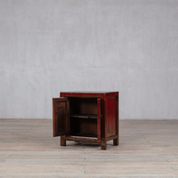 Table de chevet traditionnelle antique en bois massif, faite à la main, écologique, finition laquée rouge vieillie, avec décorations circulaires sculptées, double porte