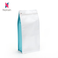 Échantillon gratuit refermable 1 kg 500 g 250 g Sac à café en plastique noir mat à fond plat avec valve et fermeture éclair en aluminium