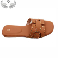 Sandales et pantoufles plates pour femmes, légères, respirantes, confortables, tendance, de haute qualité, adaptées à la plage, au-dessus du genou