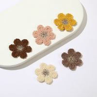 Patchs en feutre miniatures brodés de fleurs colorées, à coudre ou thermocollants, personnalisables pour vêtements, sacs, chaussures, chapeaux et bandeaux