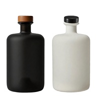 Luxe 100ml 500ml 750ml Nordic Glass Vodka Whisky Gin Liqueur Bouteille avec Liège Personnalisé Mat Blanc Noir Verre Bouteille D'huile D'olive
