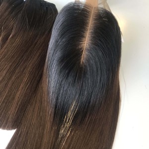 Pelucas de Cabello Humano Remy Brasileño Liso Sedoso de 24 Pulgadas de Largo con Flequillo Completamente Cosido a Máquina, Sin Pegamento y de Color Natural - Product Image 4