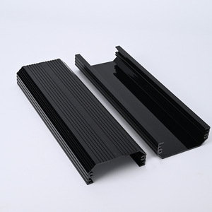 Perfiles Extruidos de PVC de Alto Brillo Shunheng, 5300 mm, 0.68 mm de Grosor, Banda de Borde Personalizada - Product Image 1