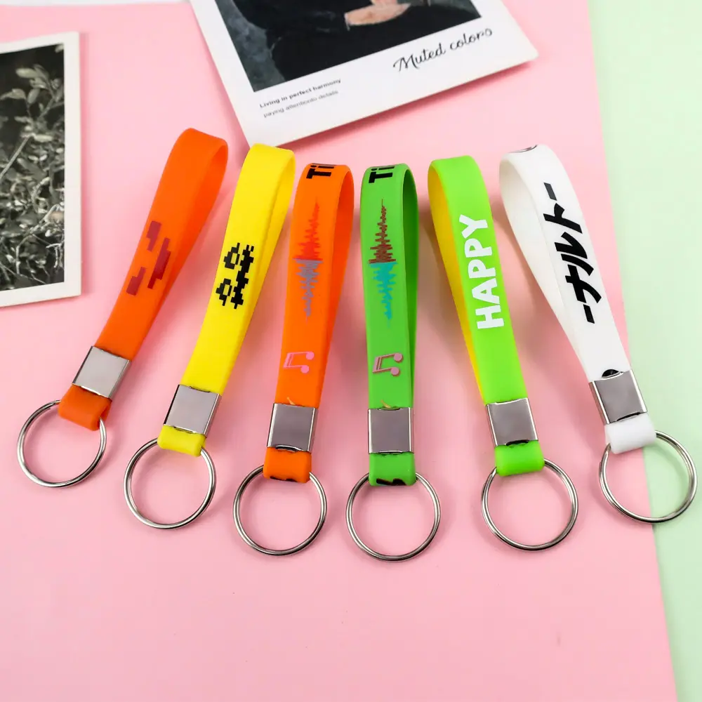 Promotional business gifts marketing items wristband silicone rubber lanyard keyring with custom logo