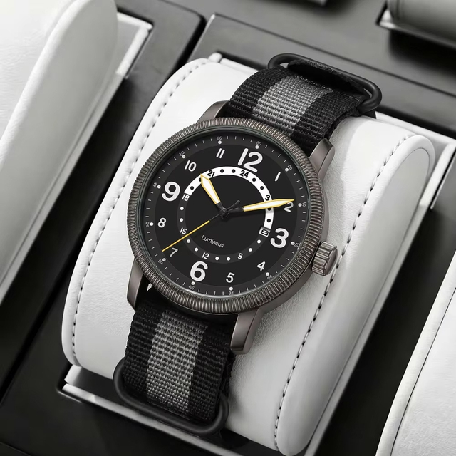 Men's Wrist Watch Sport Nylon Strap Calendar Wholesale Wristwatches Luminous Dial Relojes De Cuarzo