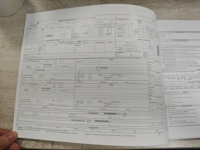 Image Blue A4 Copie continue autocopiante Papier d'ordinateur 3 parties Feuilles NCR 3 plis Imprimante Papier NCR