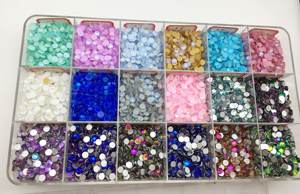 72 Cores 4mm Luminoso Cristal Diamante Redonda Strass Voltar Plana Glitter Nail Art & Vestuário Brilham no Escuro - Product Image 4