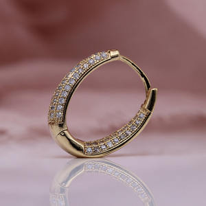 Boucles d'oreilles ajourées classiques européennes et américaines, bijoux en zircon incrusté, pour oreilles, <span class=keywords><strong>cadeau</strong></span> de <span class=keywords><strong>mariée</strong></span>, directement en l'usine, - Product Image 5