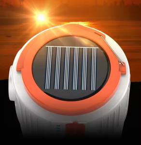Lampe de camping solaire LED longue portée avec fonction de banque d'alimentation, lumière d'urgence et affichage électrique intelligent - Product Image 5