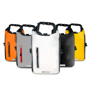 Mochila Deportiva Impermeable de 20-36L para Montañismo, Viajes y Campamento, con Cierre Enrollable, de Poliéster y Malla Transpirable, Diseño Moderno - Product Image 1