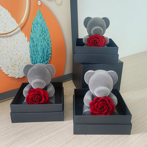 AM-PFG09B Ammy Fleur éternelle avec boîte <span class=keywords><strong>cadeau</strong></span> ours en peluche, fleur préservée dans une boîte <span class=keywords><strong>cadeau</strong></span>, cadeaux pour la Saint-Valentin, la <span class=keywords><strong>fête</strong></span> <span class=keywords><strong>des</strong></span> <span class=keywords><strong>mères</strong></span> - Product Image 1