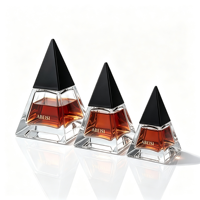 Vente en gros de flacons de parfum en verre carrés roses de 30 ml, 50 ml, 100 ml, flacon de parfum en verre transparent givré de haute qualité avec couvercle doré