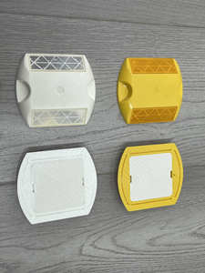 Новый дизайн, высокий видимый пластиковый отражатель безопасности дорожного движения с ногой, отражающий дорожный стержень 3 м, отражатель кошачий глаз - Product Image 3