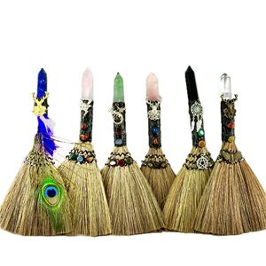 Varita Mágica <span class=keywords><strong>de</strong></span> Cristal <span class=keywords><strong>de</strong></span> Piedra Preciosa Natural Aleatoria Hecha a Mano, Piedra Curativa, Cola <span class=keywords><strong>de</strong></span> Pavo Real, Escoba <span class=keywords><strong>de</strong></span> Bruja para Decoración del Hogar - Product Image 5