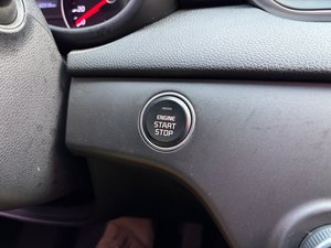 Sportage 2018 BLANCO de 4ª Generación, Bien Equipado, SUV Diésel Automático con Llave Inteligente, TPMS, Volante con Calefacción, Sin Accidentes, Coche Coreano - Product Image 3
