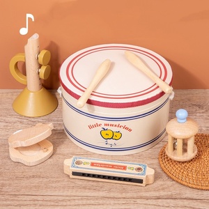 Juego de Instrumentos Musicales de Madera para Músicos al por Mayor: Tambor, Trompeta, Armónica, Campana y Sonajero de Juguete - Product Image 6