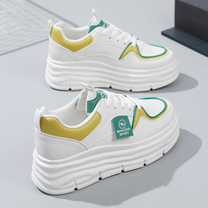 Nouvelles Chaussures de Skateboard Colorées LYKU 2026 pour Femmes – Été/Automne, Antidérapantes, Imperméables, Semelle Épaisse, Polyvalentes, Tendance, pour Étudiantes et Sportives - Product Image 3