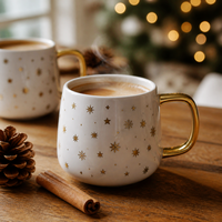 Mug keramik Natal dengan pegangan emas, cangkir teh kopi liburan ramah kantong porselen