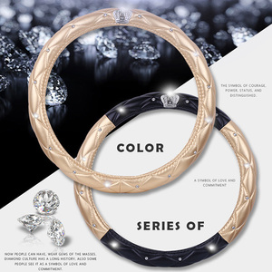 Cubierta de <span class=keywords><strong>volante</strong></span> ostentosa de moda para <span class=keywords><strong>mujer</strong></span> <span class=keywords><strong>con</strong></span> diamantes cubierta de <span class=keywords><strong>volante</strong></span> de coche de diamantes de imitación brillante estándar - Product Image 5