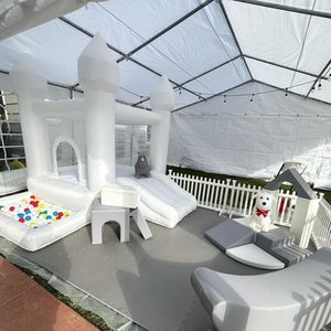 Vente flash : Mini château gonflable blanc pour enfants de 9*9*7 pieds, château gonflable commercial de petite taille pour les fêtes - Product Image 4