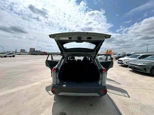 Toyota Corolla <span class=keywords><strong>Cross</strong></span> Usado 2022-2025 SUV 2.0L de 5 Puertas y 5 Asientos, Coche Híbrido de Gasolina, Vehículo de Ocasión a la Venta - Product Image 6