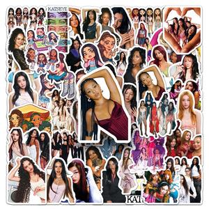 50 pegatinas de moda con temática de estrellas del <span class=keywords><strong>grupo</strong></span> femenino KATSEYE, compradas de fábrica, para decorar fundas de teléfono y maletas. - Product Image 2