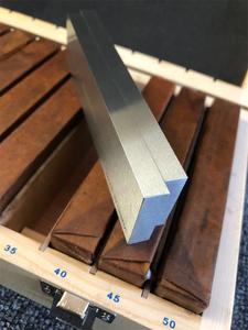 Bloque paralelo de precisión para maquinistas: par/juego disponible, soporte estable, ideal para la alineación de piezas de trabajo en operaciones de torno - Product Image 2