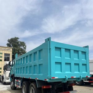 รถบรรทุกซิโนทรัค ฮาวเวอร์ 6x4 ดีเซล 10 ล้อ 351-450 แรงม้า ความจุ 31-40 ตัน พวงมาลัยซ้าย ยูโร 5 สำหรับงานหนัก ขนส่งวิศวกรรม - Product Image 4