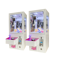 Mesin Permainan Arcade Mini Plastik Tahan Lama, Simulator Mesin Cakar Boneka untuk Anak-Anak