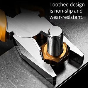 Juego de Herramientas Multifuncional de Cuatro Piezas: Martillo, Llave Inglesa, Destornillador y Pinza para Reparaciones del Hogar - Product Image 3