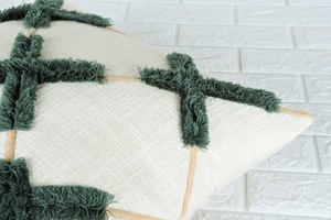 Funda de Cojín Boho Hecha a Mano en Color Marfil y Negro con Ribete de Encaje, Decoración para Sofá, Hotel y Hogar - Product Image 2