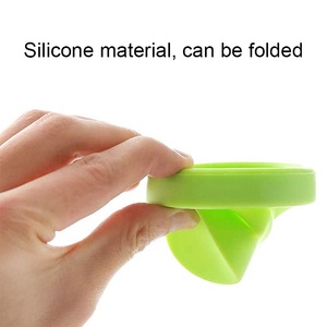 ODM 170ml bottiglia in Silicone pieghevole a prova di perdite formato tascabile bevande calde fredde campeggio escursioni riutilizzabili tazza di caffè con coperchi - Product Image 4