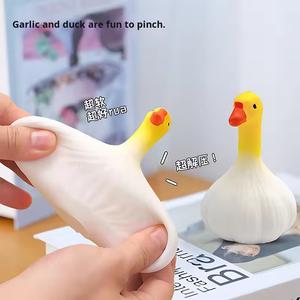 ของเล่นบีบแก้เครียดรูปเป็ดกระเทียมสไตล์พุทธสำหรับสำนักงาน - Product Image 1