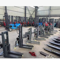 Chariot élévateur électrique portable léger de 300 kg et petit chariot élévateur à fourches, adapté aux industries de l'activité et de la logistique