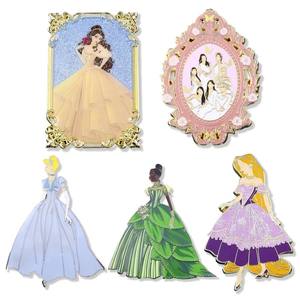 Pin <span class=keywords><strong>de</strong></span> esmalte personalizado <span class=keywords><strong>de</strong></span> princesa, broche <span class=keywords><strong>de</strong></span> dibujos animados con marco vintage <span class=keywords><strong>de</strong></span> esmalte duro con purpurina, insignia coleccionable <span class=keywords><strong>de</strong></span> metal, recuerdo - Product Image 1