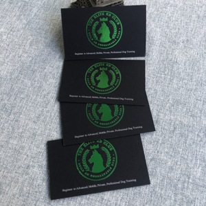 Cá Nhân nổi màu xanh lá cây lá dày thẻ kinh doanh nhỏ Pet salon làm bằng giấy màu đen nhung kết cấu giấy <span class=keywords><strong>name</strong></span> <span class=keywords><strong>card</strong></span> - Product Image 6