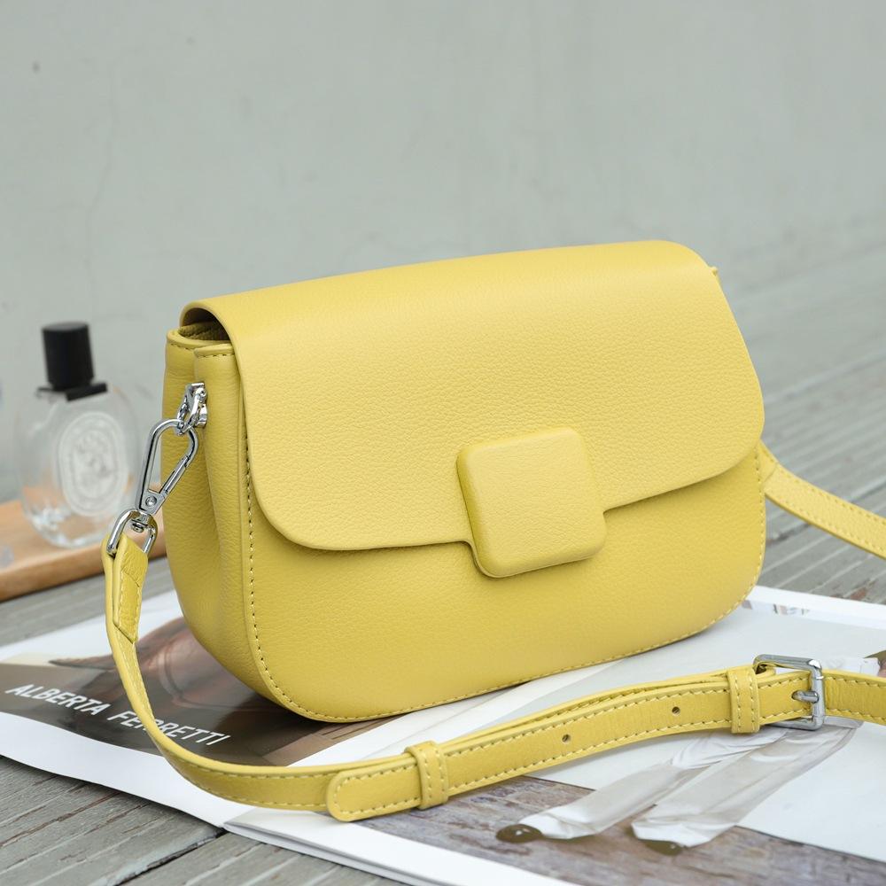 สีเหลือง