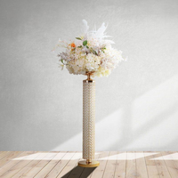 Support à fleurs en métal doré de luxe de haute qualité pour décorations de table de mariage et de fête et améliorations d'espace événementiel