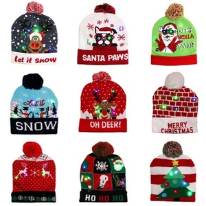 Bonnet de Noël tricoté avec lumières LED, motif Père Noël, pour sublimation, idéal pour l'hiver et les fêtes - Product Image 4