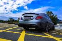 Aileron arrière électrique en Fiber de carbone sèche réelle de Style chaud aileron de coffre universel pour voitures pour BENZ AMG C43 W205