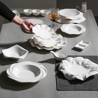 Service de table en porcelaine blanche minimaliste pour la maison, utilisation dans les restaurants et les hôtels, assiettes en céramique, plats créatifs personnalisés, bols à dessert