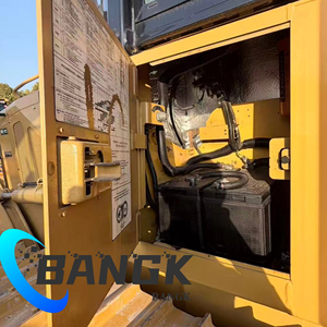 Bulldozer sur chenilles Caterpillar D5K d'occasion du Japon avec moteur Cummins, engin de construction Cat D5K à vendre - Product Image 3