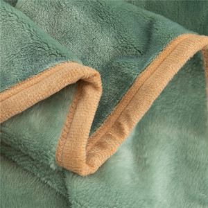 Benutzer definiertes Logo grün gemütlich andere Großhandel flauschig warm weich Plüsch Doppelbett Winter Flanell Fleece werfen Decke für Schlafs ofa - Product Image 2
